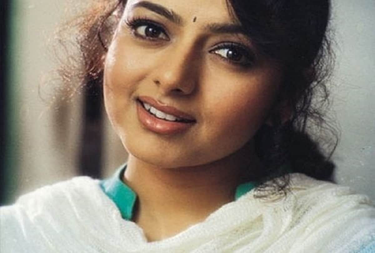 suryavamsam actress soundarya death at age 31 in aircraft crash  Death predicted after first Hindi film