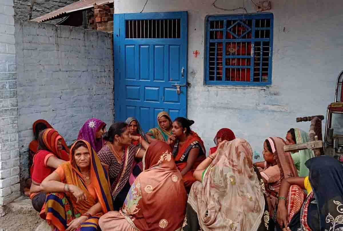 Wife committed suicide, husband hanged due to fearing action