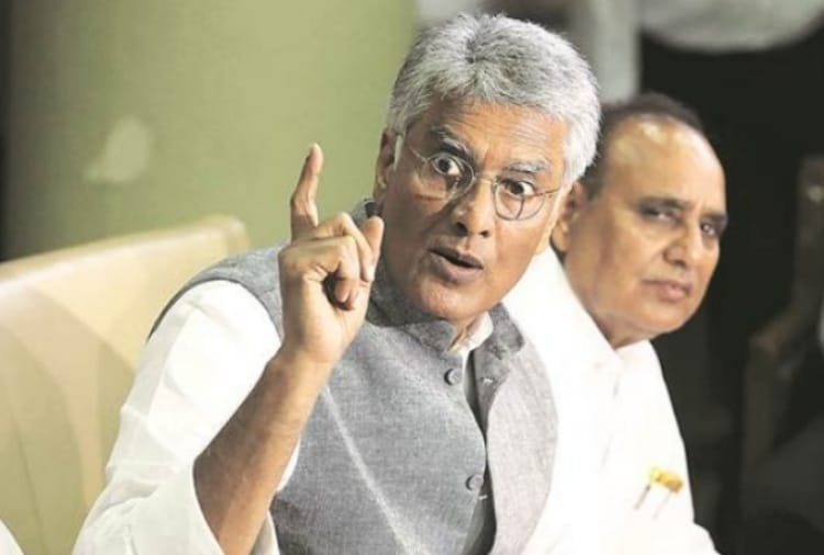 Punjab Congress chief Sunil Jakhar has called an urgent meeting of party MLAs and district presidents in Chandigarh