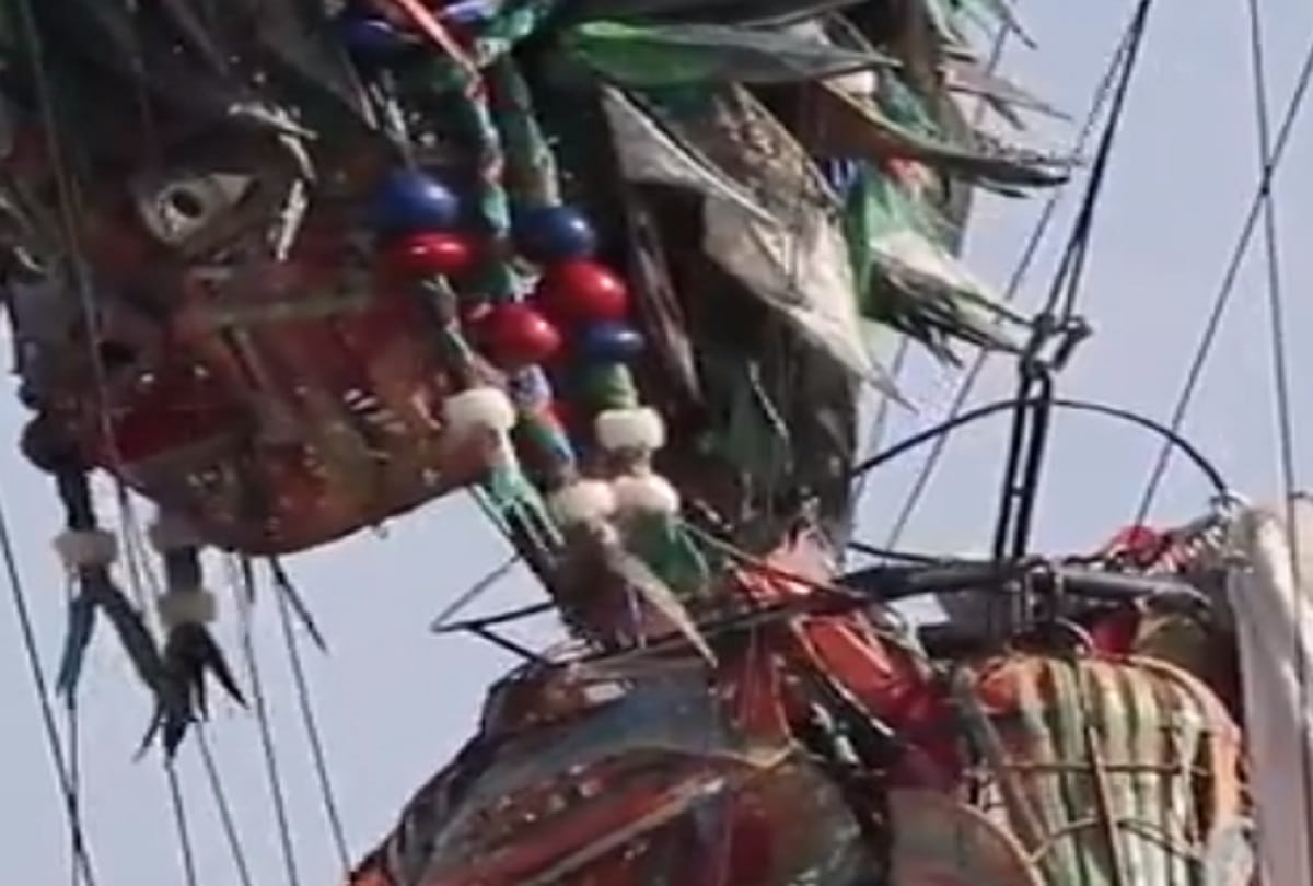 Tokyo Olympics 10-metre Giant Puppet MOCCO arrived at tokyo during nippon festival 2021