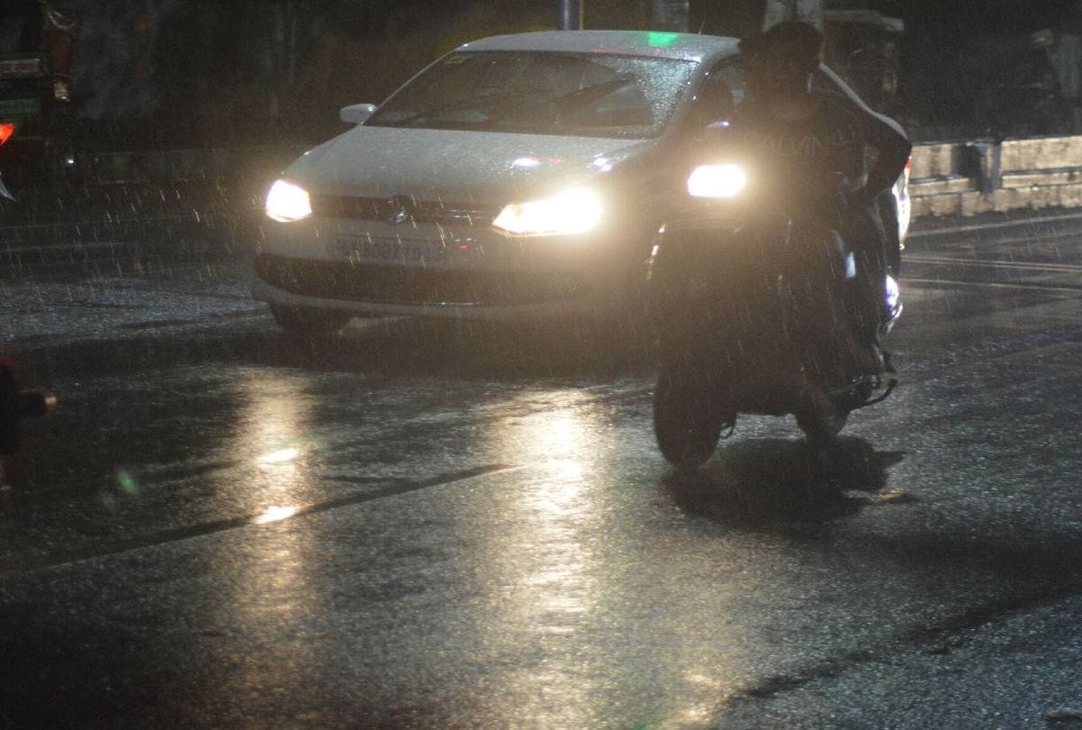 Rain In Agra At Midnight Know Weather Forecast For Two Days