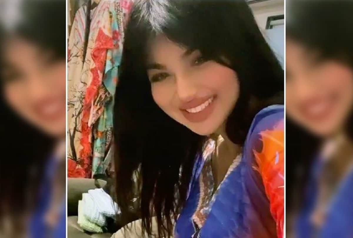 Ayesha Takia wrote Love And Smile After Netizens Criticised Her For Her Lip Job