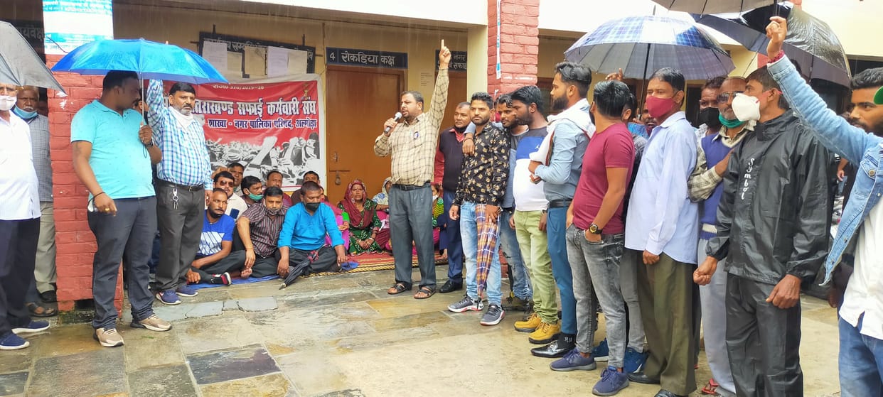 Municipality's sanitation workers went on strike