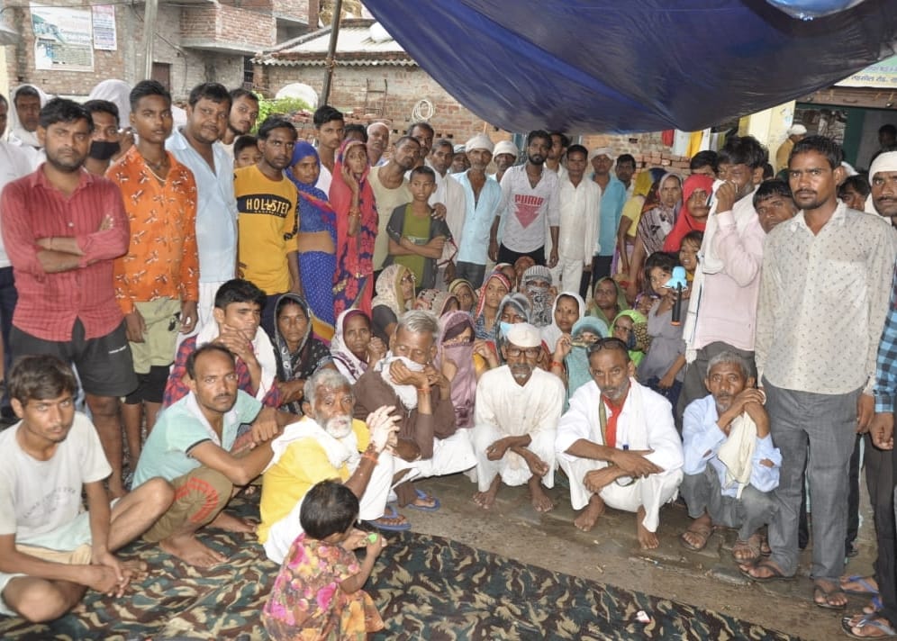 The hunger strike of the workers continued for the fourth day