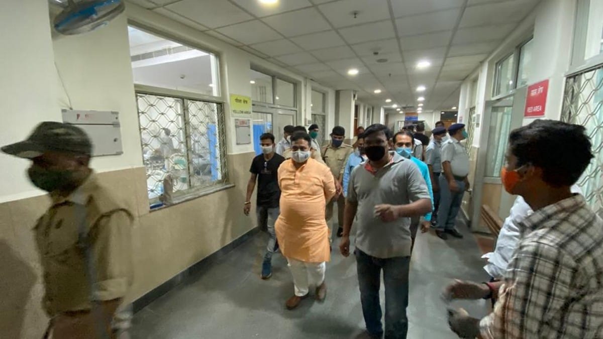Hindu yuva vahini leader shot incident in varanasi for land dispute for temple case santoshi mata mandir