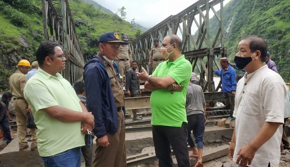 Road Block in Pithauragarh