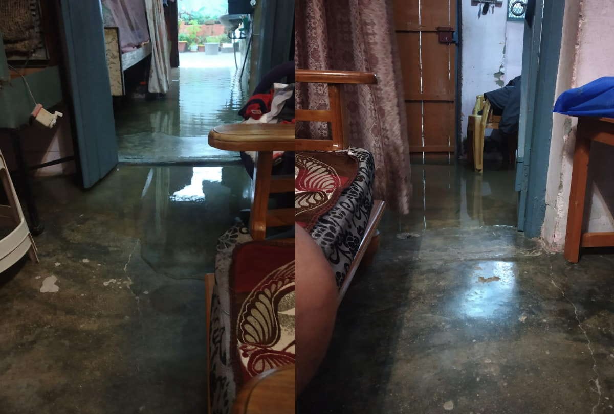 Waterlogging in shops and houses due to heavy rains in Gorakhpur