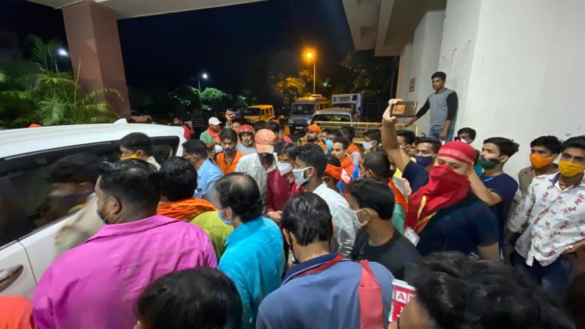 Hindu yuva vahini leader shot incident in varanasi for land dispute for temple case santoshi mata mandir
