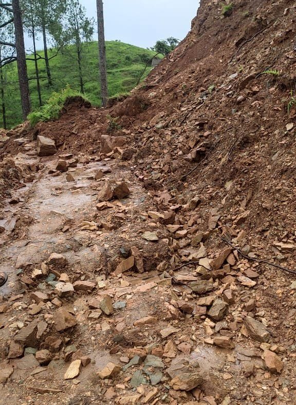Bad Road in Askot