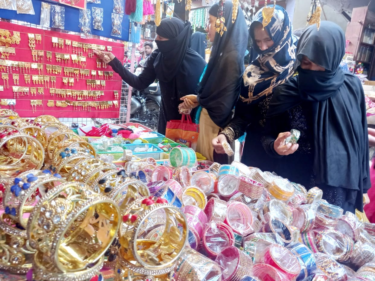 Bakrid today, Namaz will be offered in homes