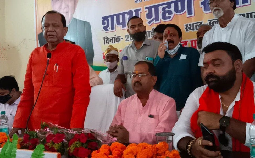 pramukh took oath in evry blocks, works worth crores of rupees were approved in the meeting held immediately after the oath