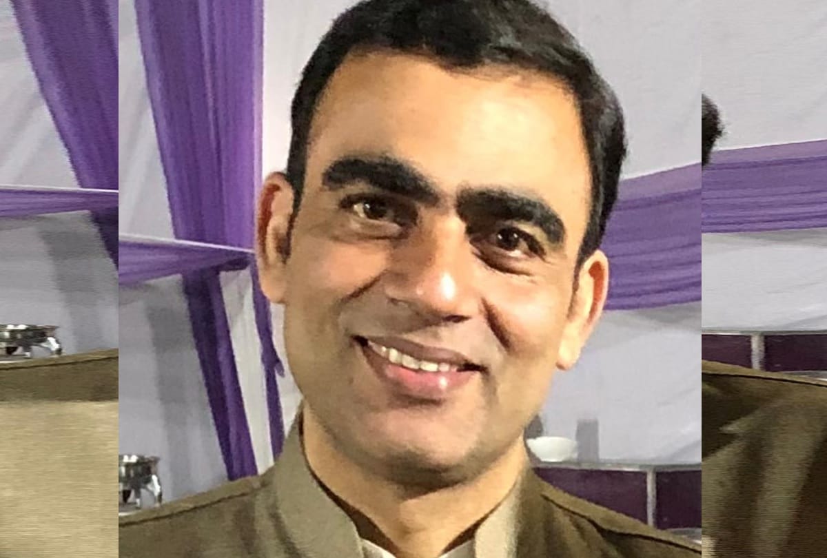 Dr praveen makhija says The risk of corona infection in children is not high so the government should prepare to open the school