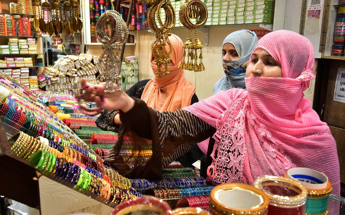 Prayagraj: Business of 50 crores done a day before Eid-ul-Azha