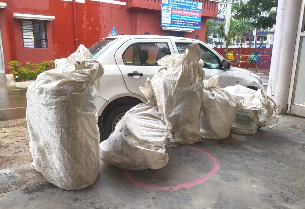 accused of theft of transformer coil arrested