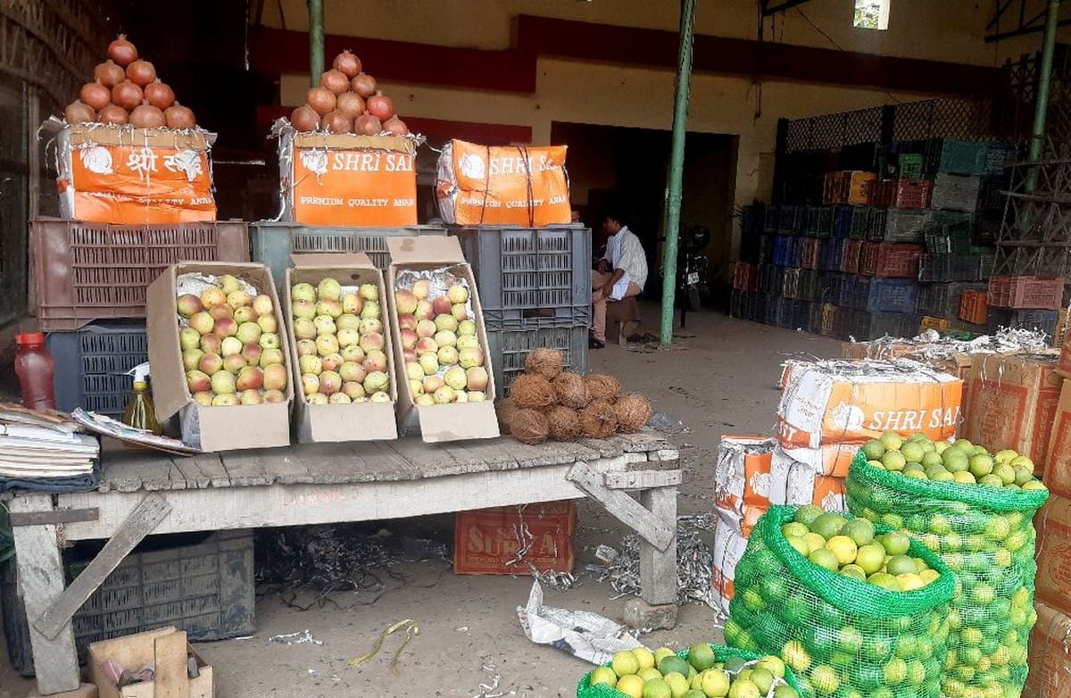 Fruits prices increase due to petrol and diesel rise in varanasi