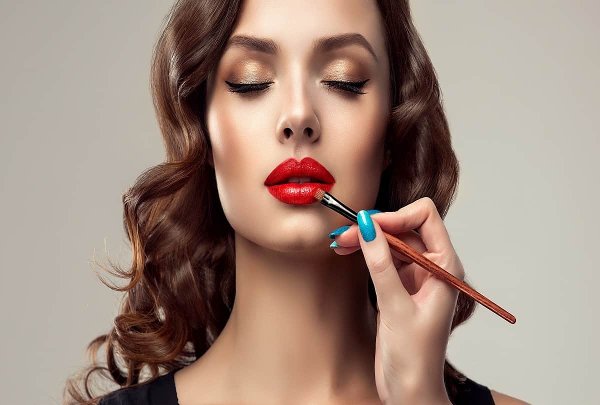 Fashion Tips How To Choose Lipstick Color Or Shades According To Your Skin Tone Ke Hisab Se Lipstick