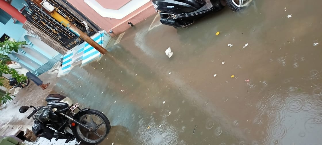 monsoon rain, water gathering