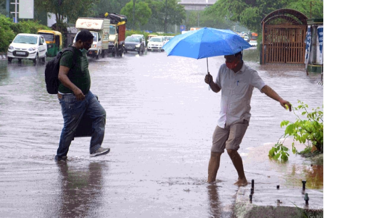 delhi weather update rain possiblity today