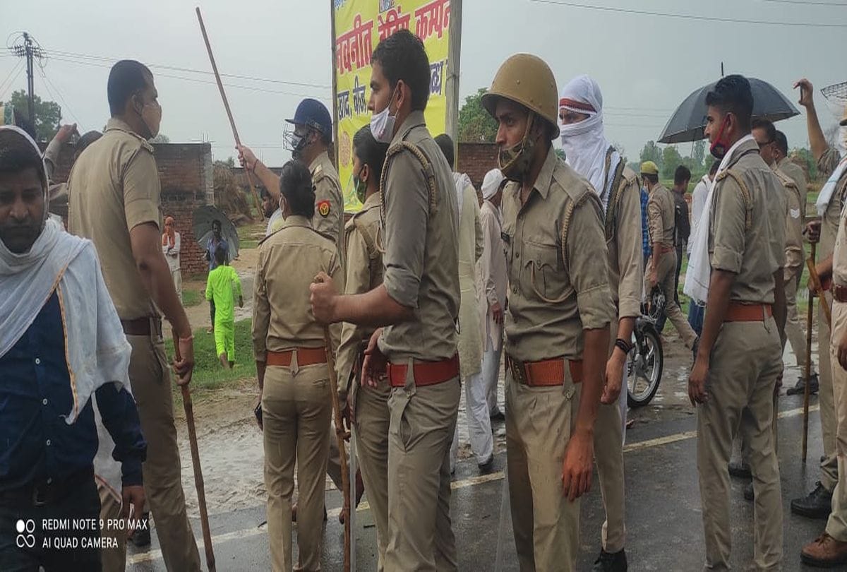 Missing Young Man Dead Body Found Near Road Villagers Dispute Crime News