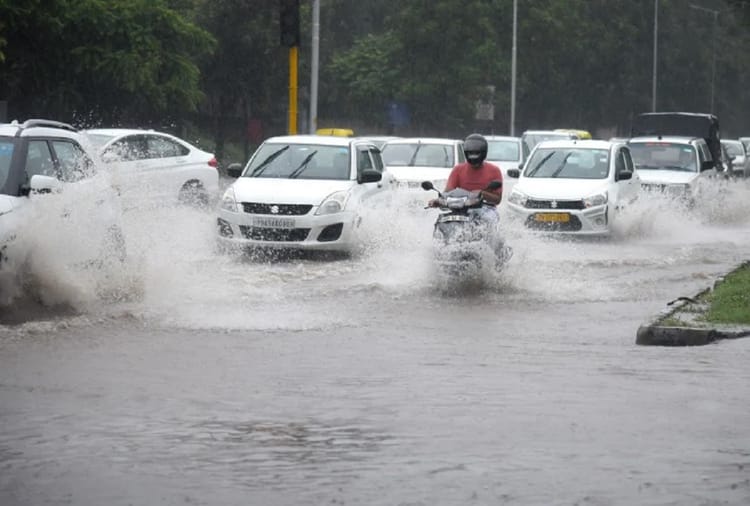 Top Tips To Drive Safely During Monsoon Car Driving Tips In Monsoon