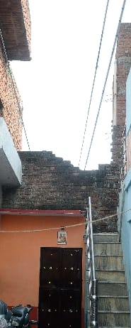 The current descended again in all the houses of Malukpur