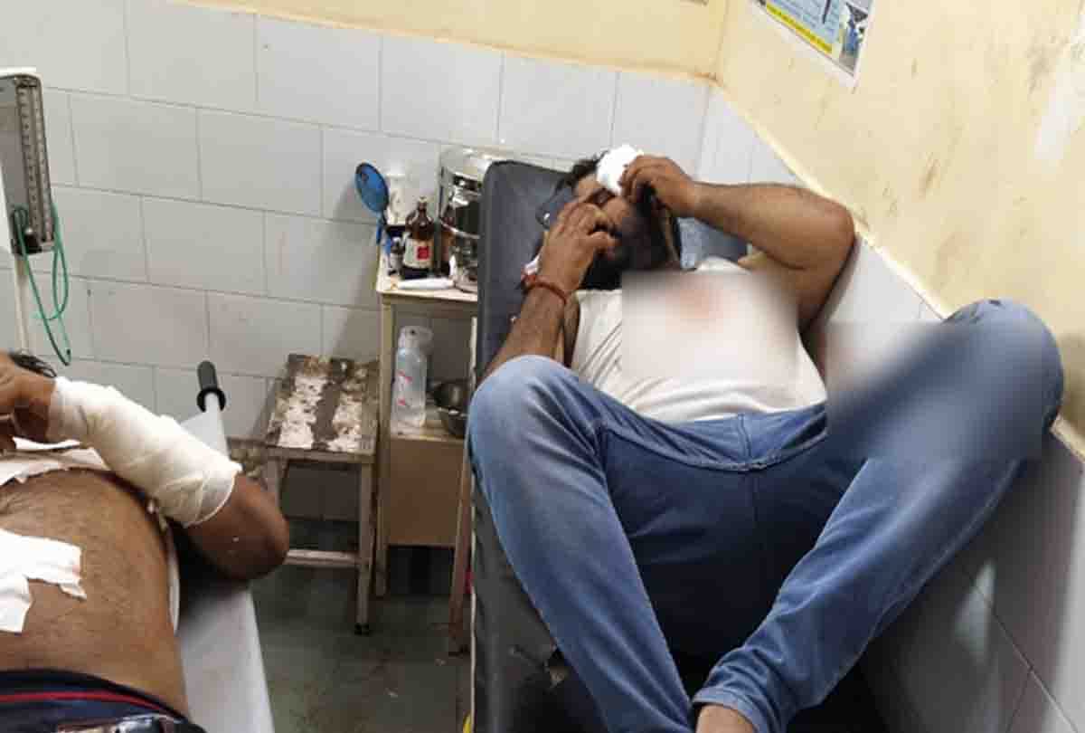 attack on Businessman with knife in property dispute in Kanpur