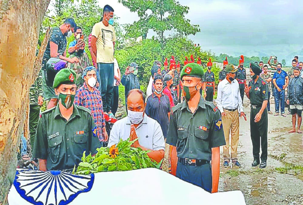 Uttarakhand Soldier hayat singh martyr in manipur