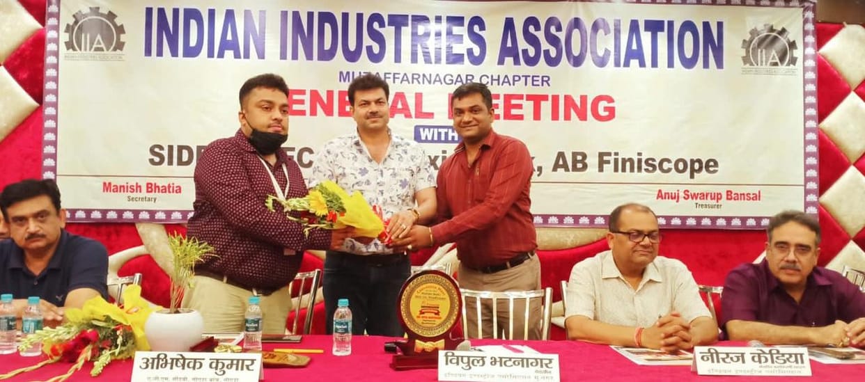 Discussions on the development of industries
