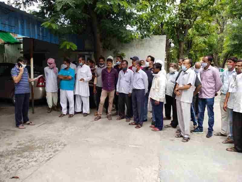 Illegal liquor shop near school