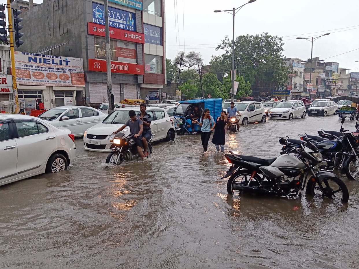 10 mm rain across the district