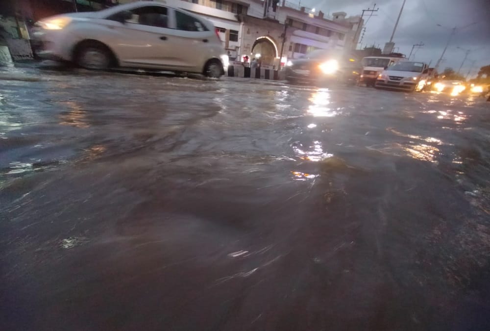 Dehradun Monsoon 2021 News: Waterlogging many places after heavy rainfall photos