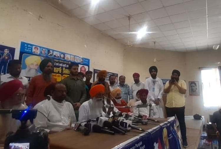 Farmer Leader Gurnam Singh Chaduni says that even Samyukt Kisan Morcha dismisses him, he will Work on Mission Punjab  