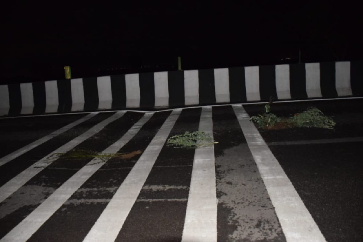 Night travel on the highway becoming risky accidents happening every day