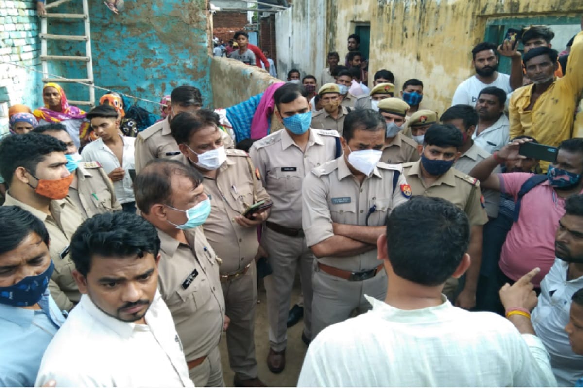 UP Crime News: A old man has murdered in a village of Muzaffarnagar