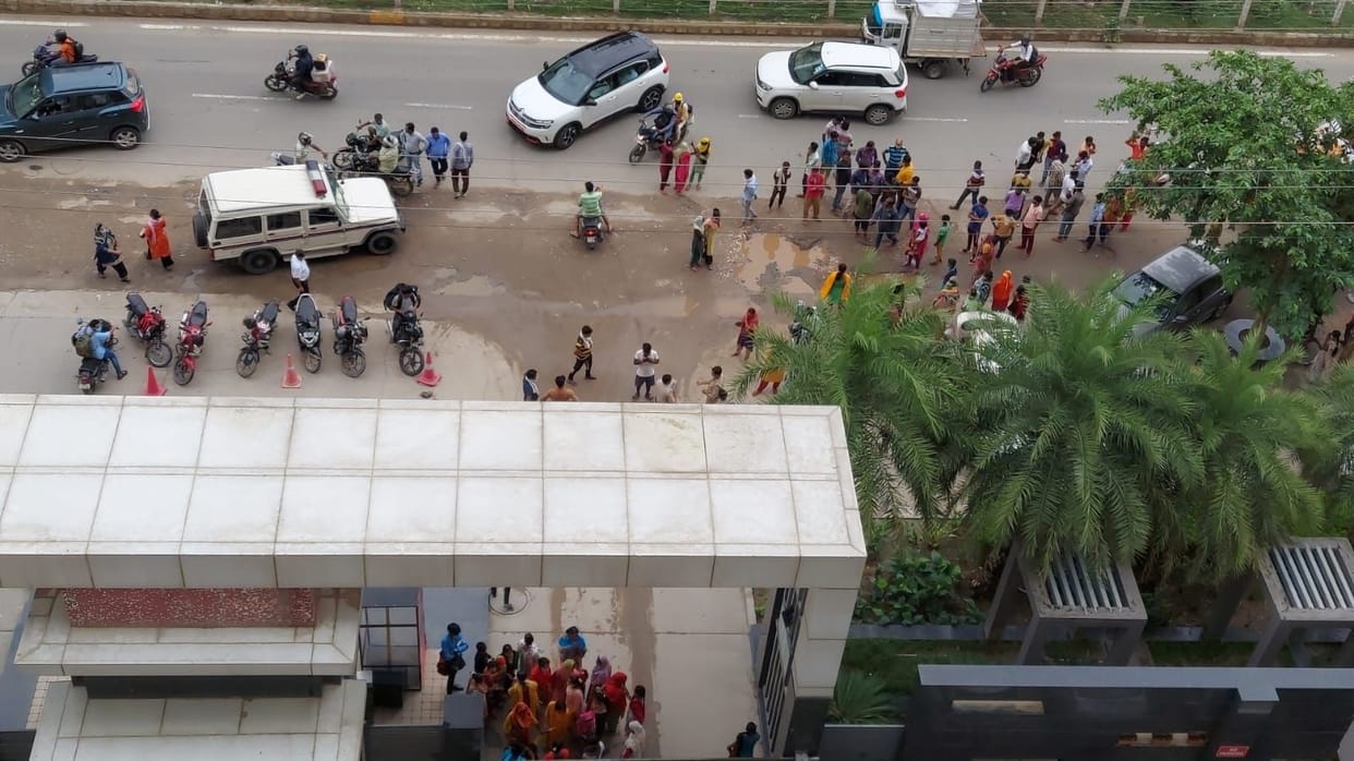 Domestic helper dies after falling from 14th floor