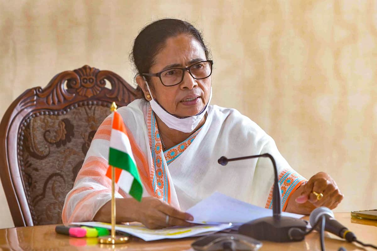 Independence Day 2022 Know About India’s First Woman Railway Minister Mamata Banejee CM of West Bengal