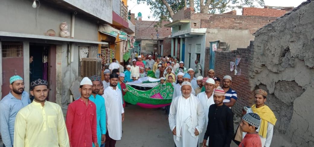 village,police,muslim,hindu group,covid 19