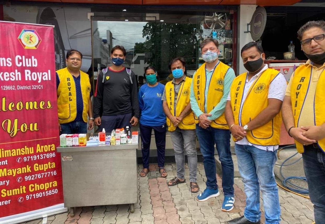 Lions Club took a pledge to treat sick animals