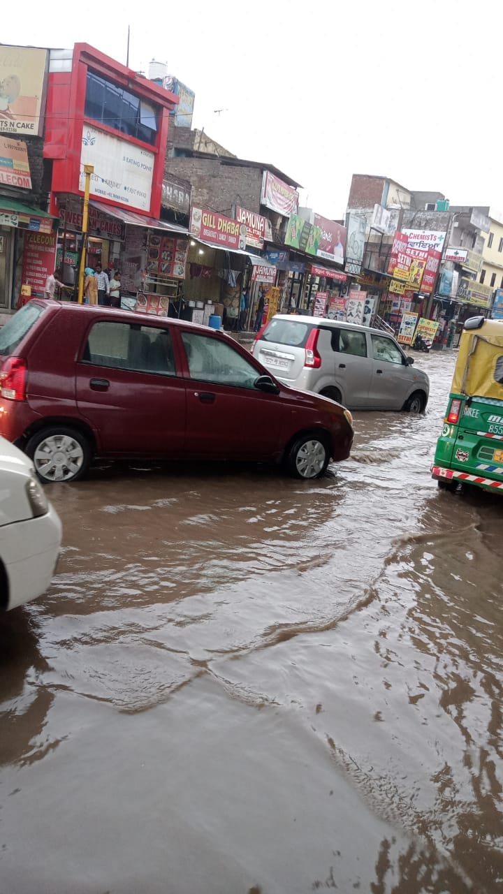 In Zirakpur, the first rain has exposed the work done by the city council officials.