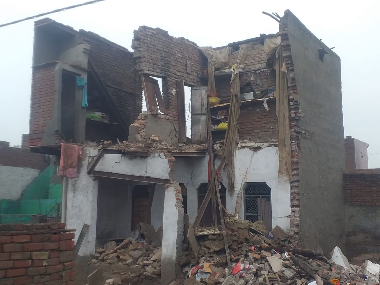 Mathura: Two-storey house collapsed due to lightning