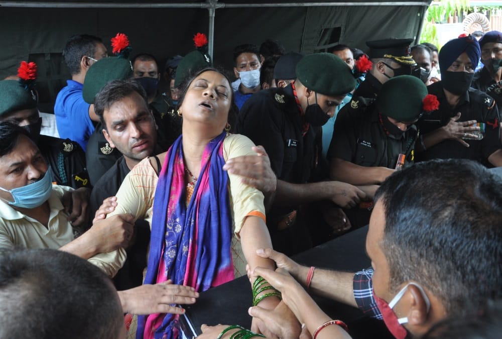 Uttarakhand News: Soldier death in Accident before marriage emotional photos
