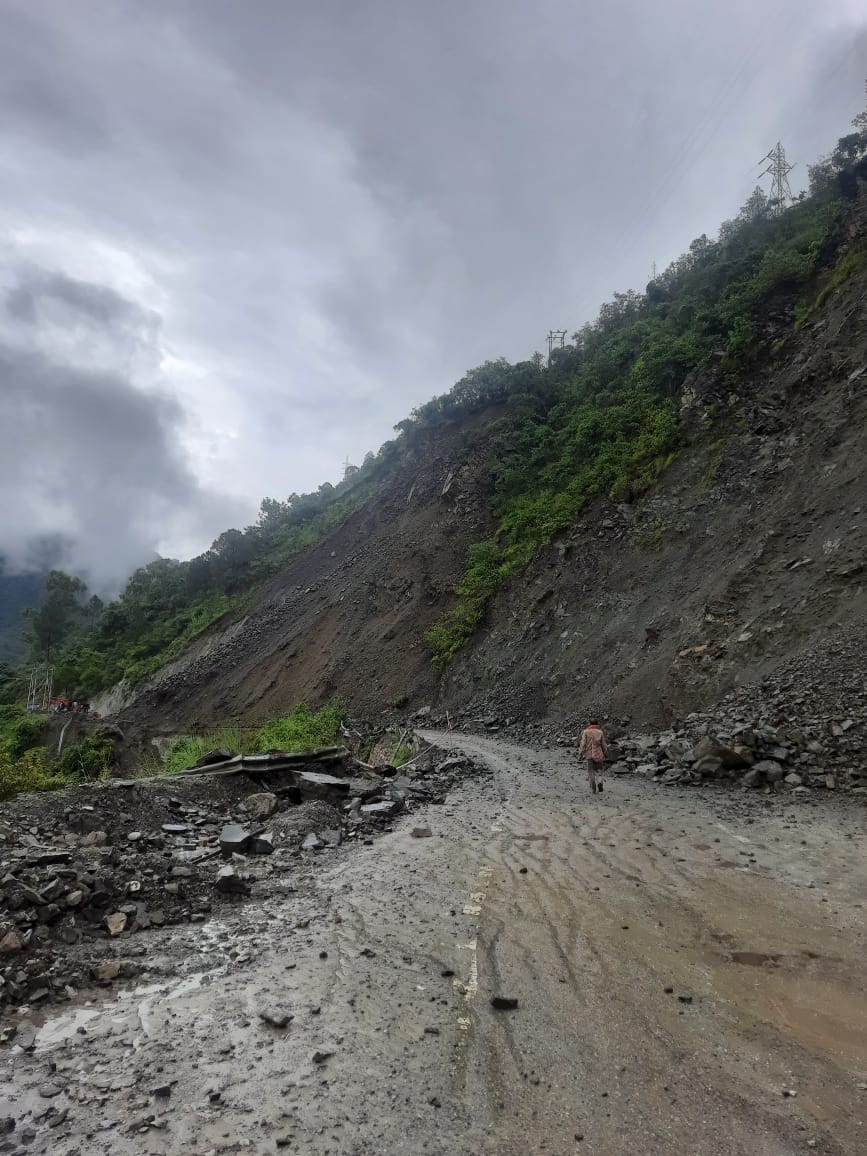 Uttarakhand Monsoon Update: heavy rain alert in thee five districts