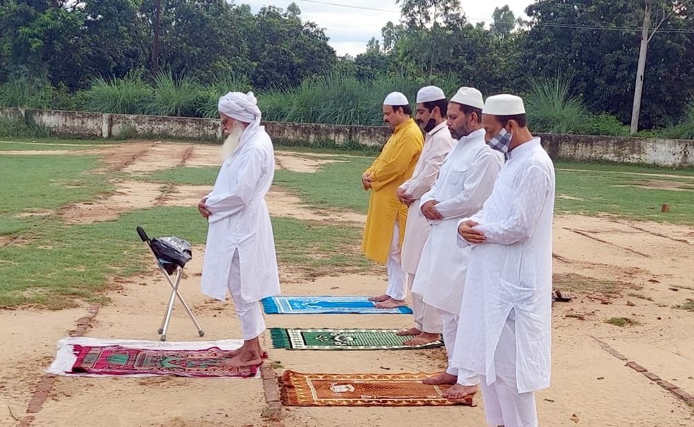 Prayers for the end of corona infection on Eid