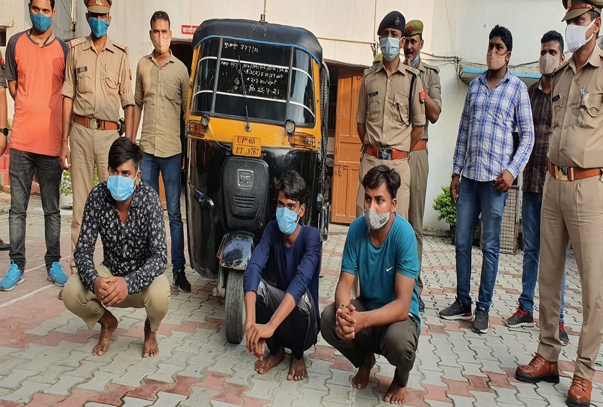 Former vice president of Kashi Vidyapeeth  was shot fired in dispute over office occupation police arrested  three accused