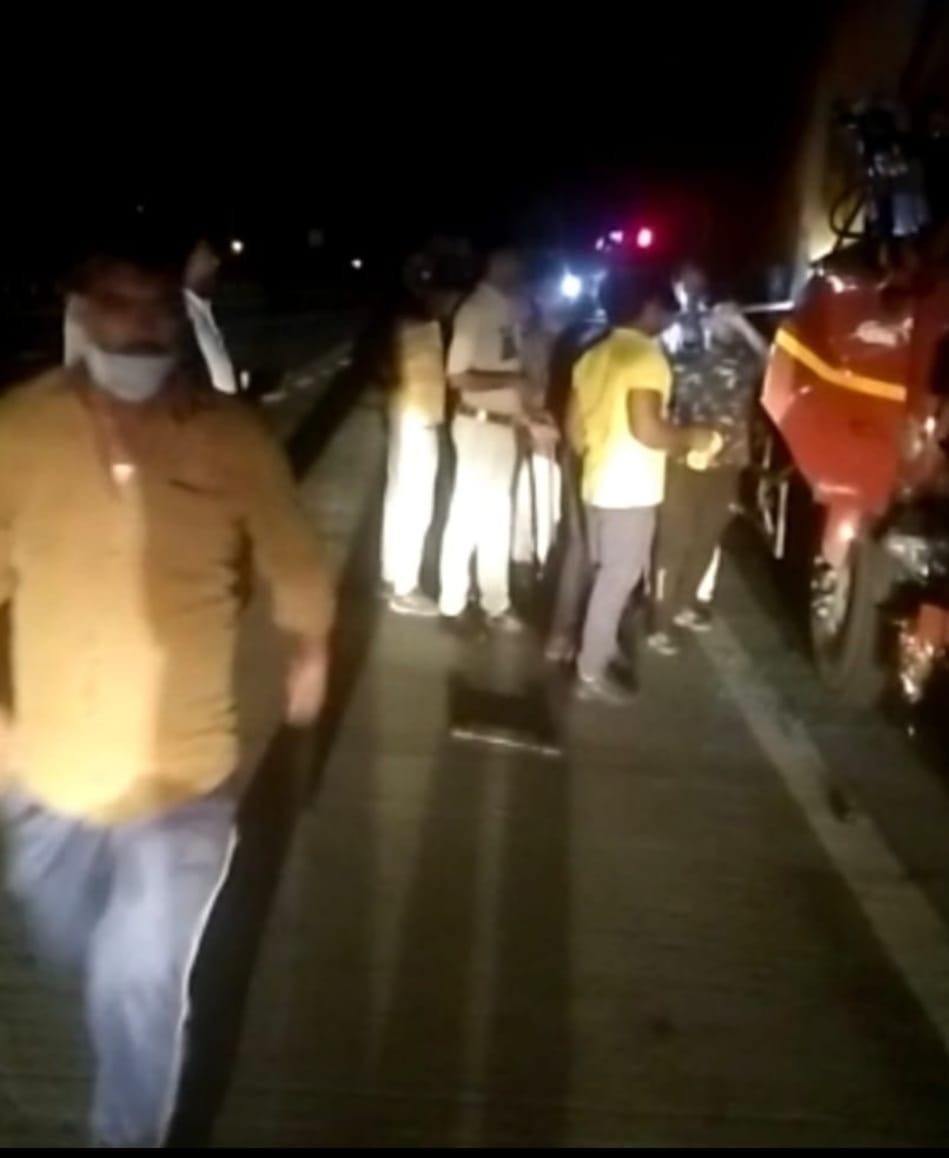Help arrived an hour after the accident, driver died