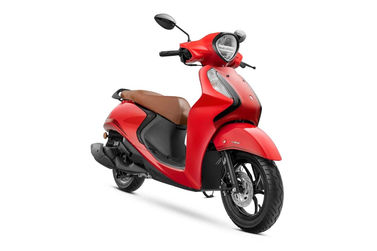 Yamaha Fascino 125 FI Hybrid launched in india yamaha fascino 125 new model 2021 yamaha scooter new model 2021 price