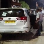 ओमप्रकाश जायसवाल के जेसीज चौक स्थित आवास से निकली टीम।