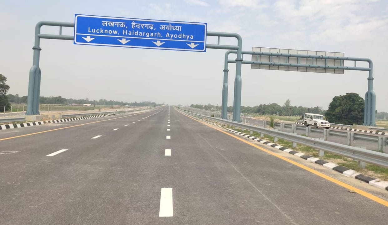 Planning to give gift of poorvanchal express way on election year