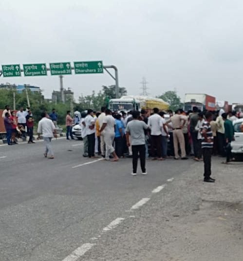 Nephew dies, uncle injured when a cantor hitted them
