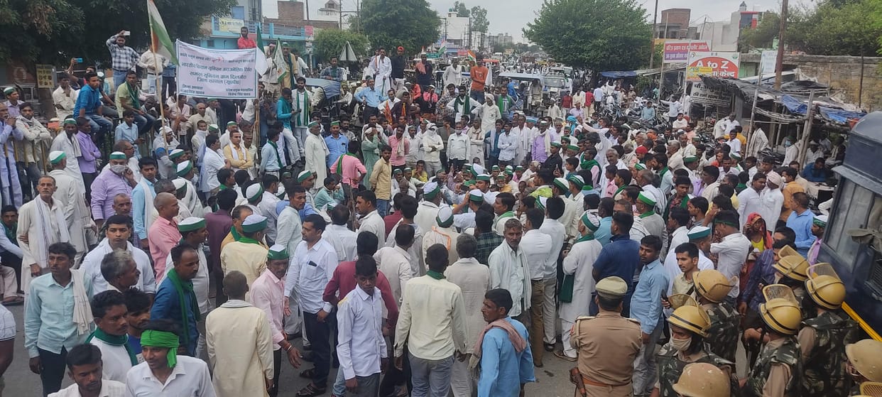 Bhakiyu occupied one lane of the highway outside the collectorate for four hours